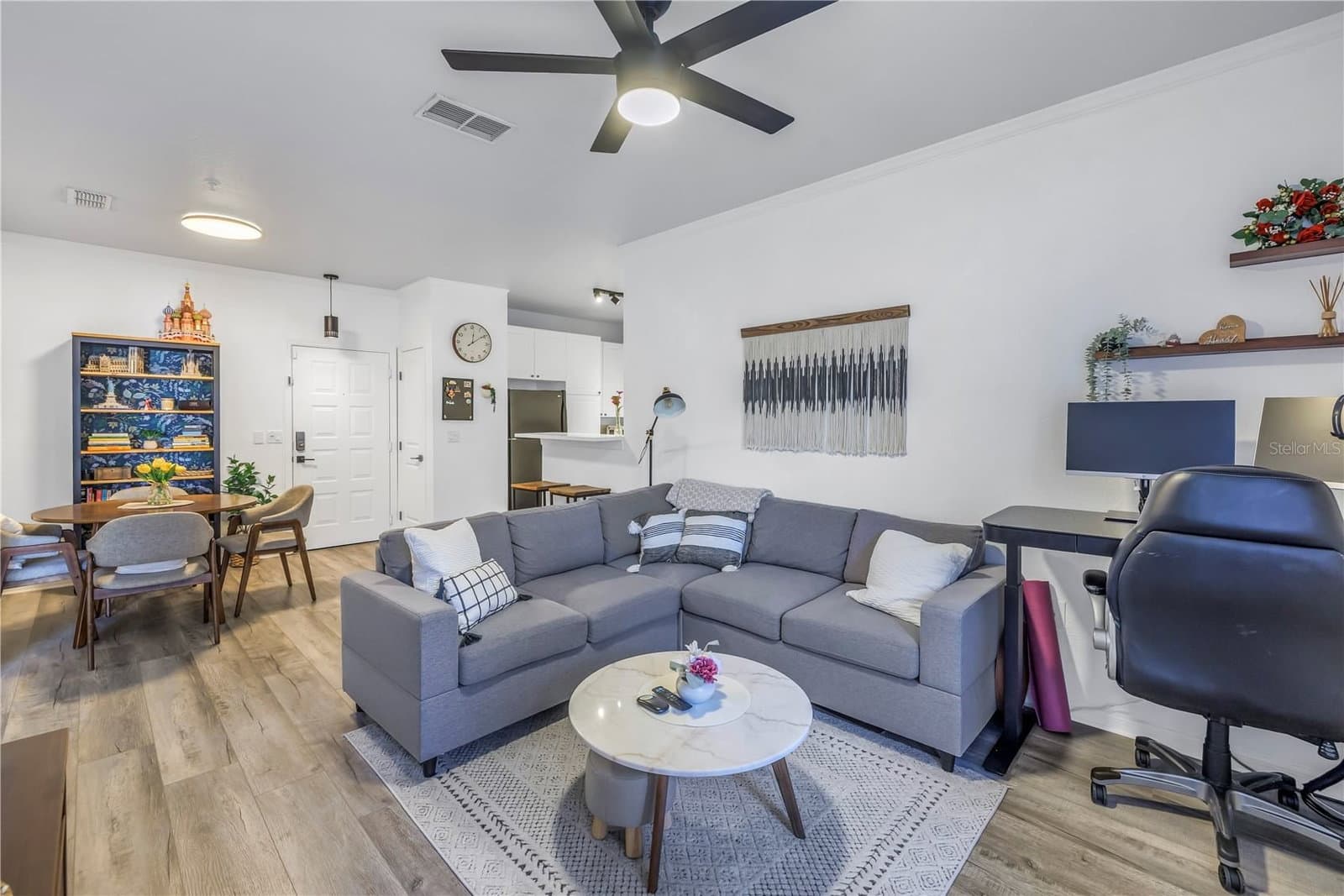 4221 SPRUCE