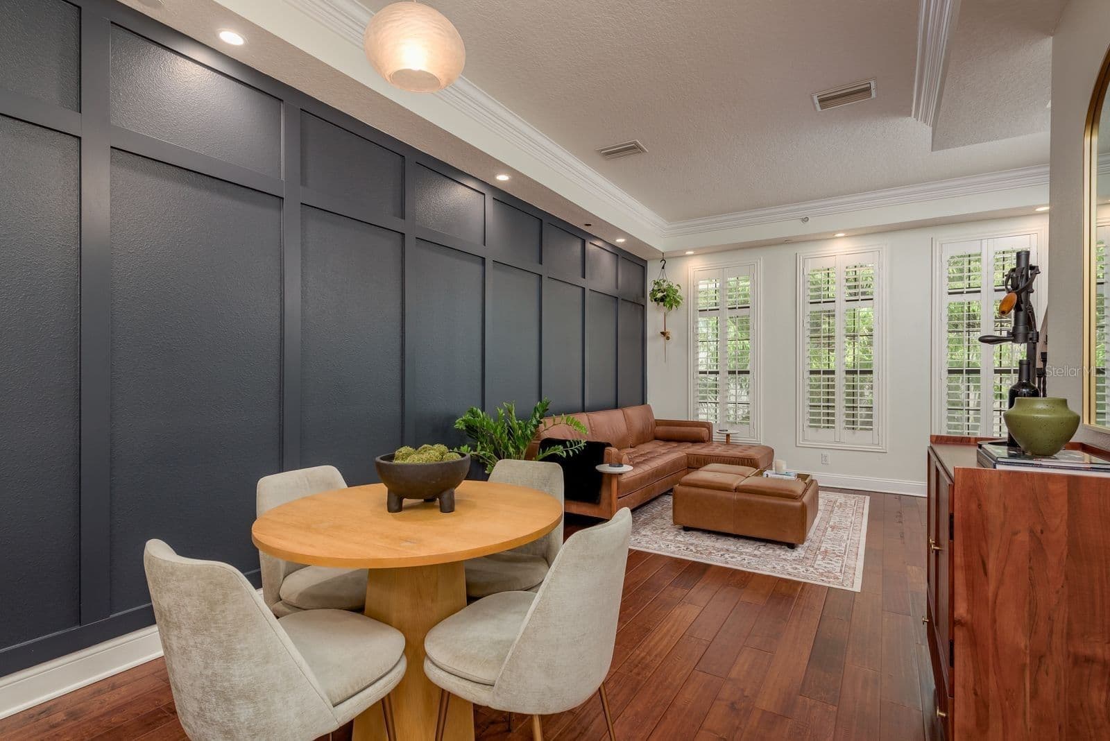 2221 SOHO BAY