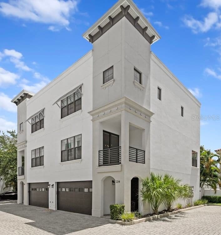 224 AUDUBON