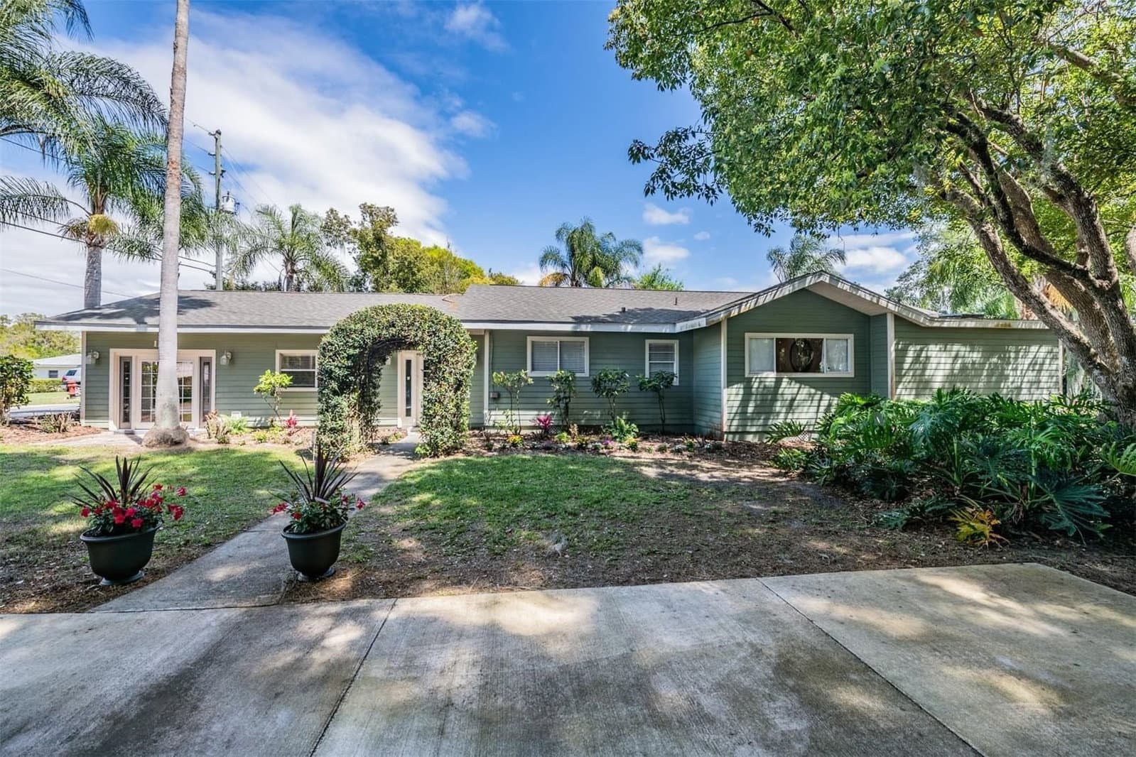 Photo 4 of 1238 HIGHLAND PARK