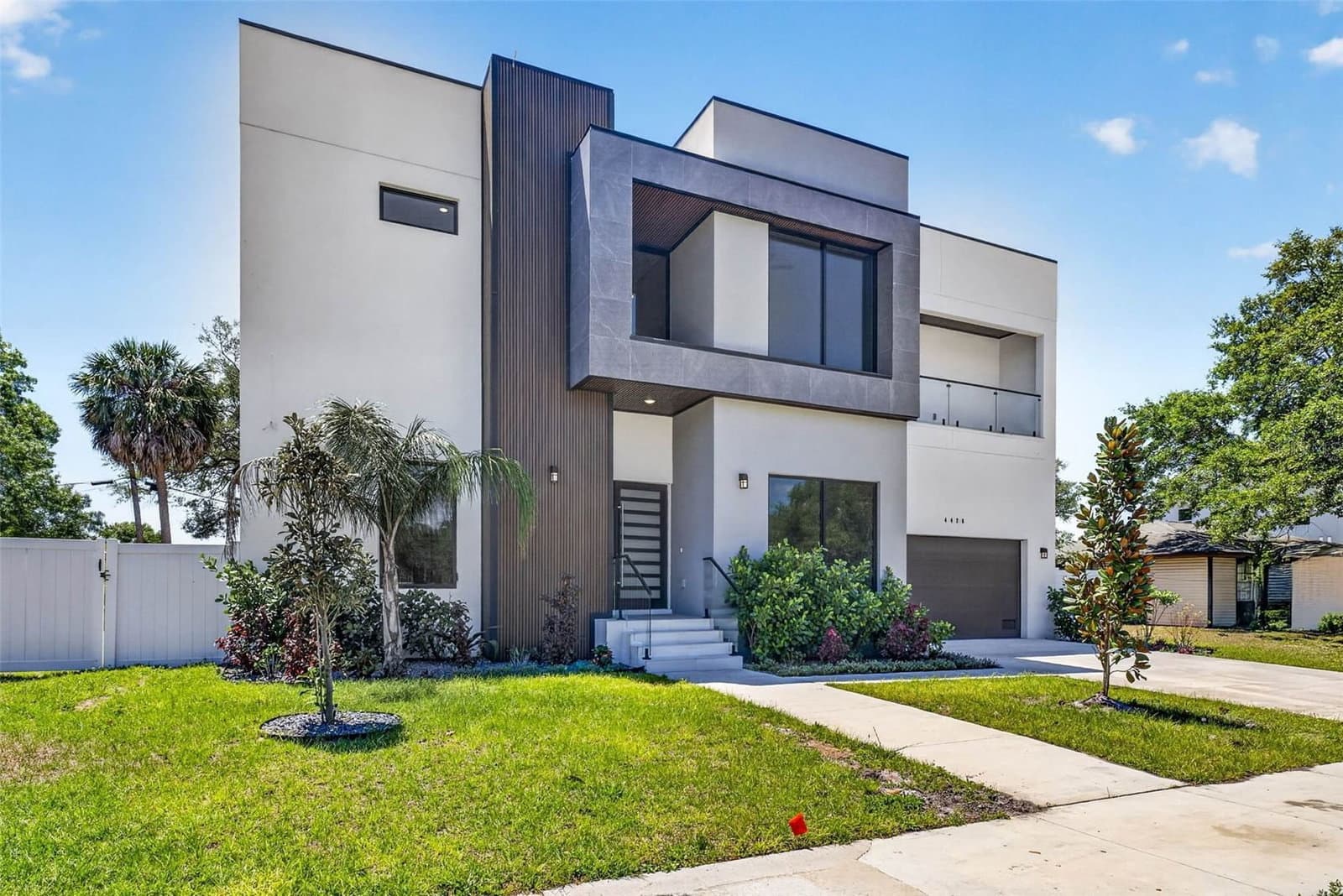 4426 EUCLID