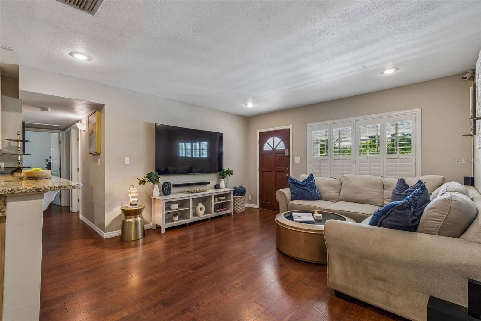 Photo 5 of 11307 BOULEVARD