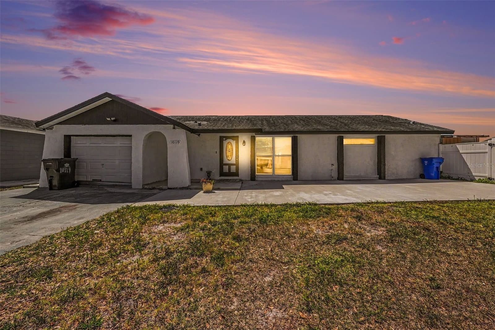 10119 CHIMNEY HILL