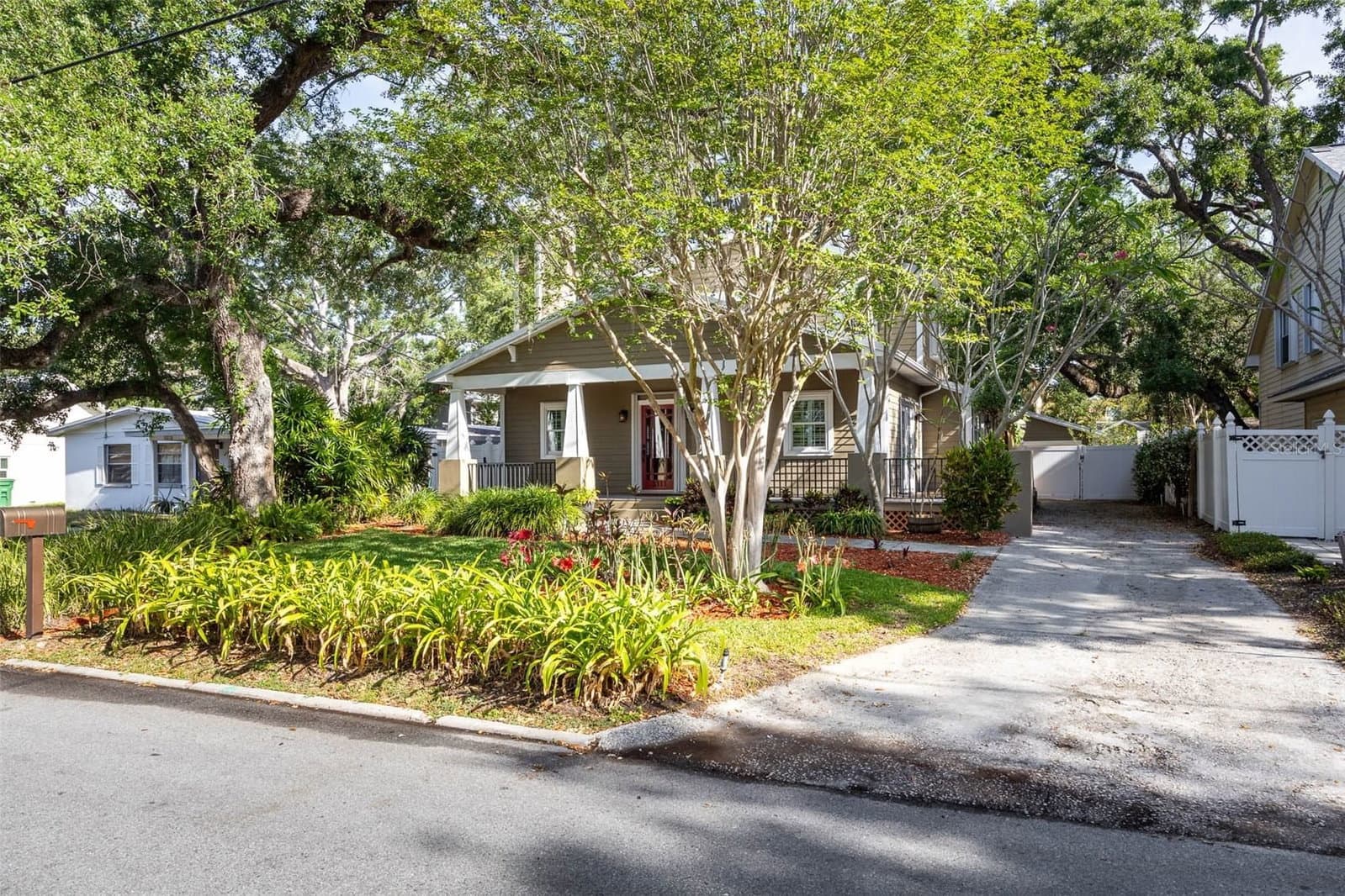 3311 HAWTHORNE