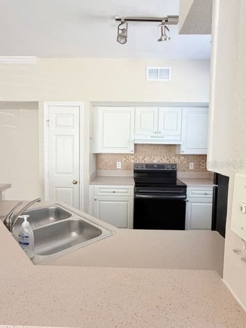 9108 LAKE CHASE ISLAND