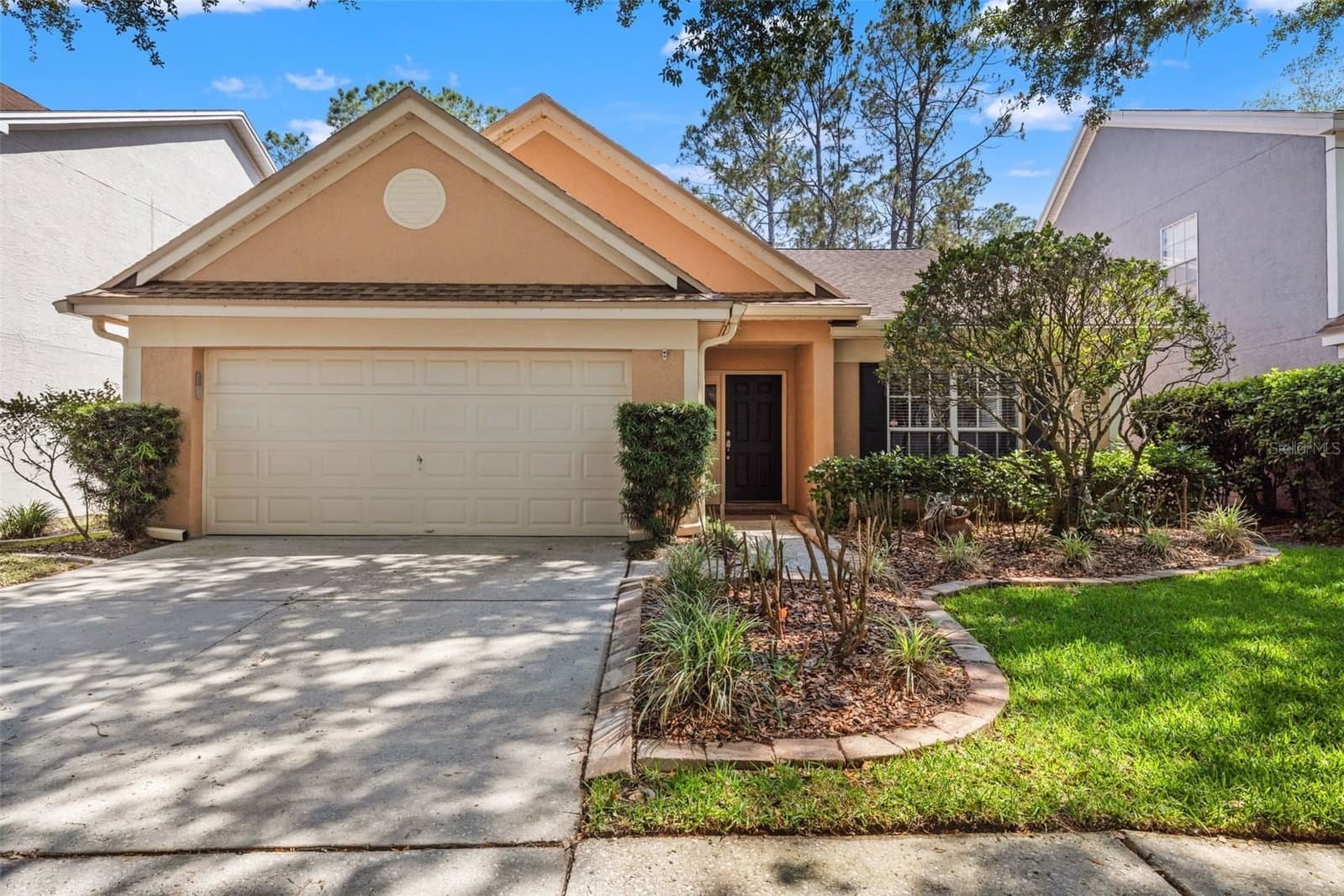 9403 WILLOW COVE