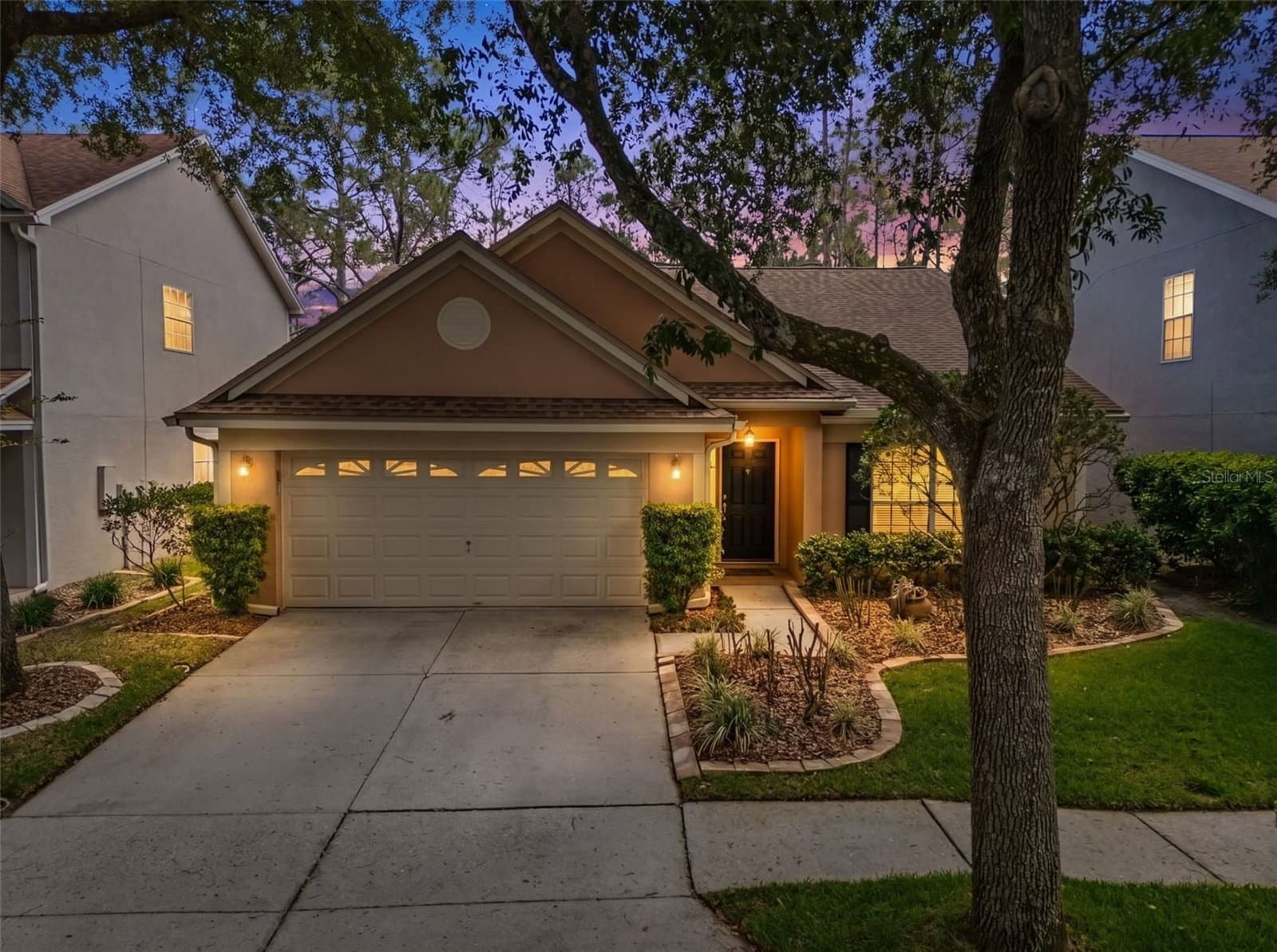 9403 WILLOW COVE