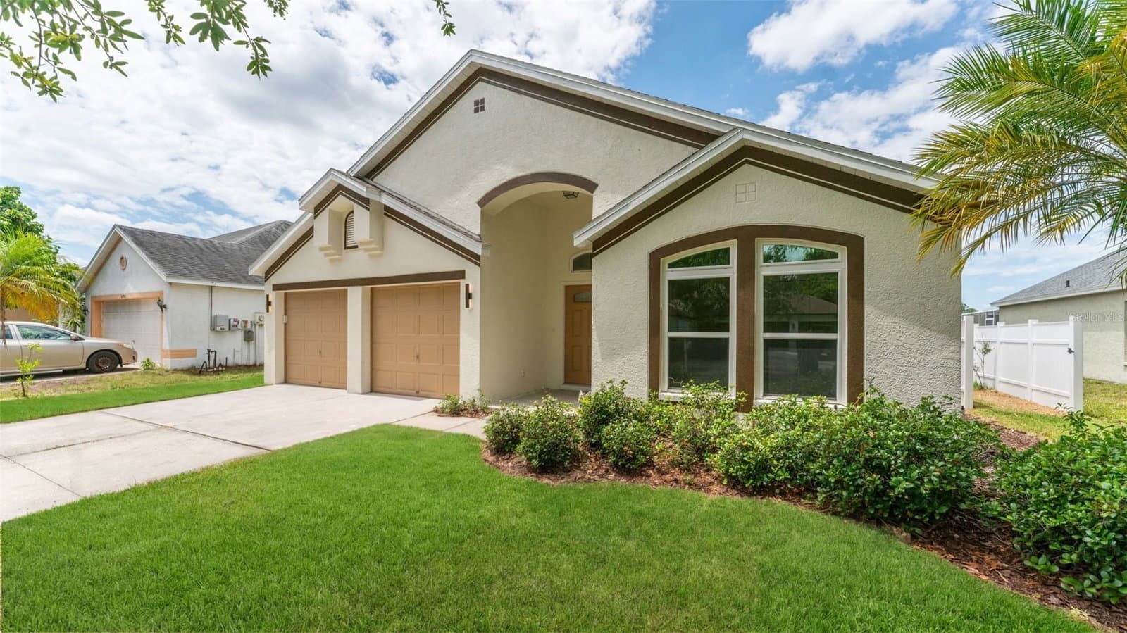 11708 CARROLLWOOD COVE