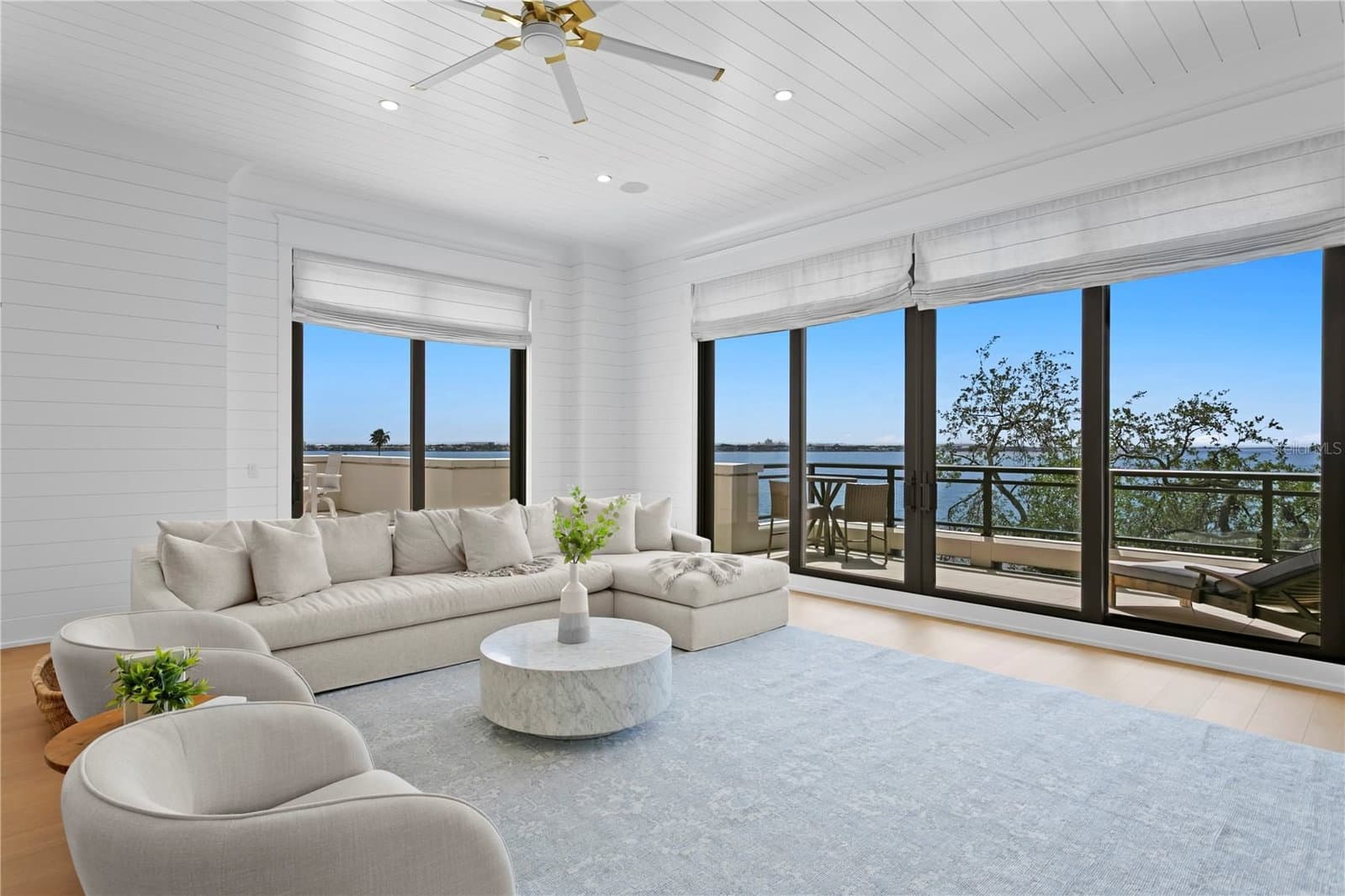 Photo 5 of 2103 BAYSHORE