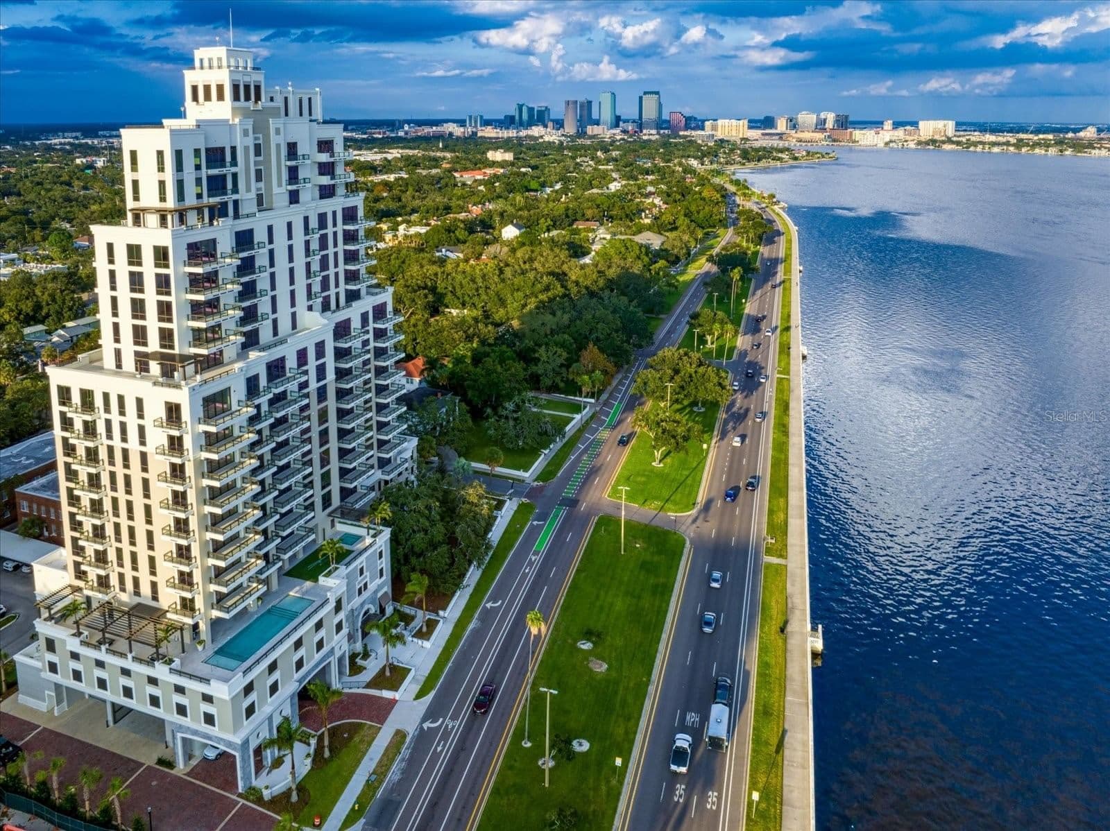 2103 BAYSHORE