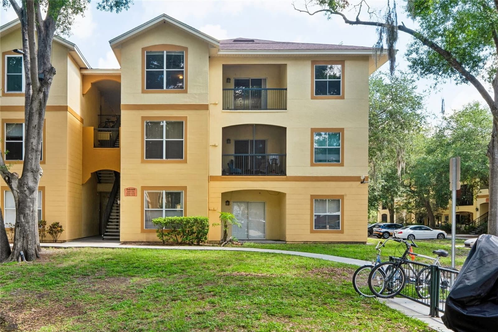 5618 PINNACLE HEIGHTS