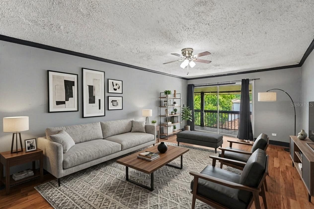 6308 NEWTOWN