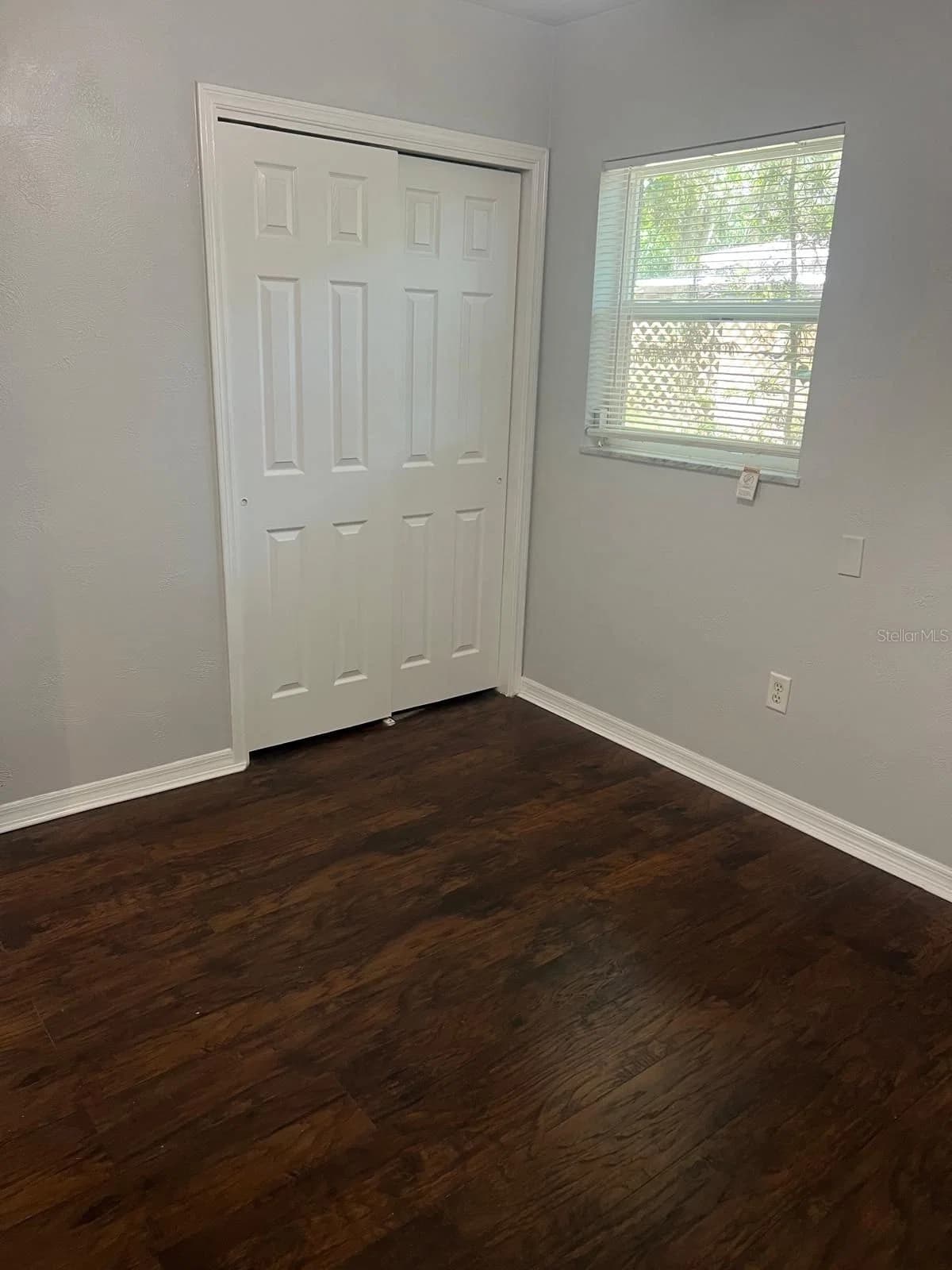 Photo 5 of 1427 PLEASANT Place