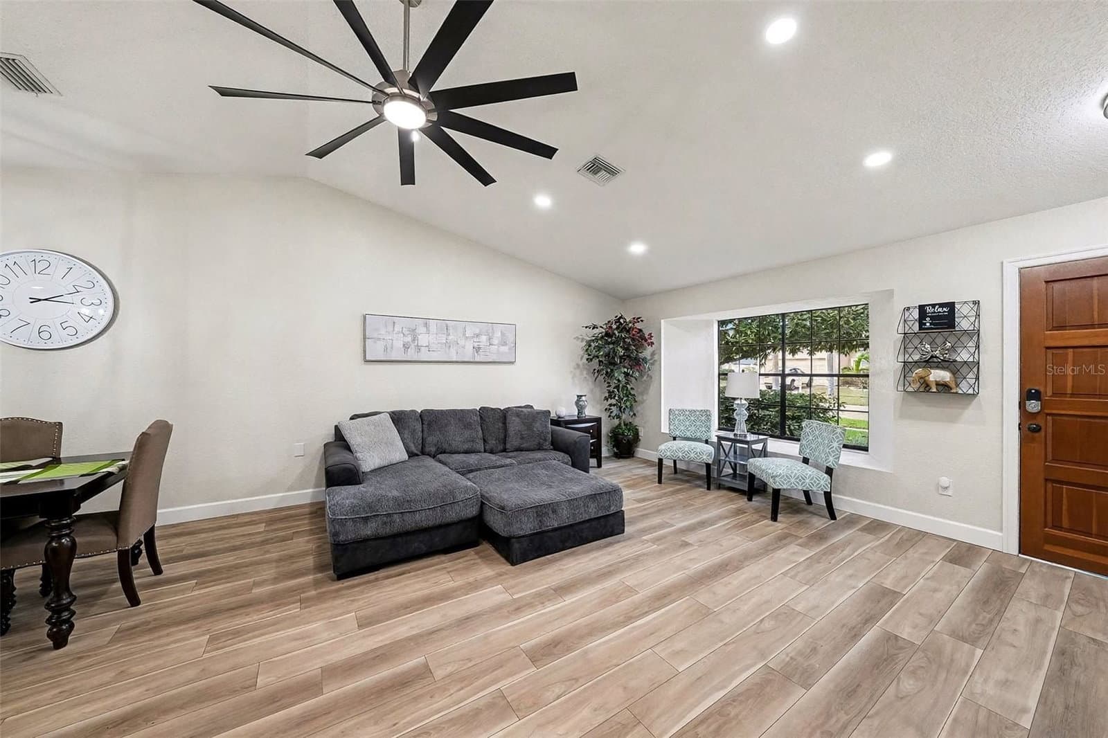 11325 GLENMONT