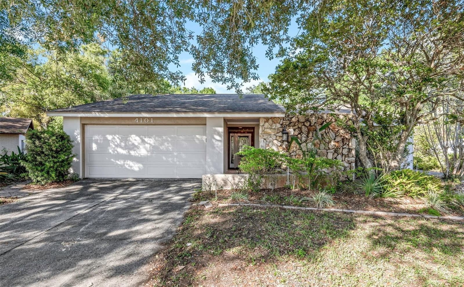 4101 WINDTREE