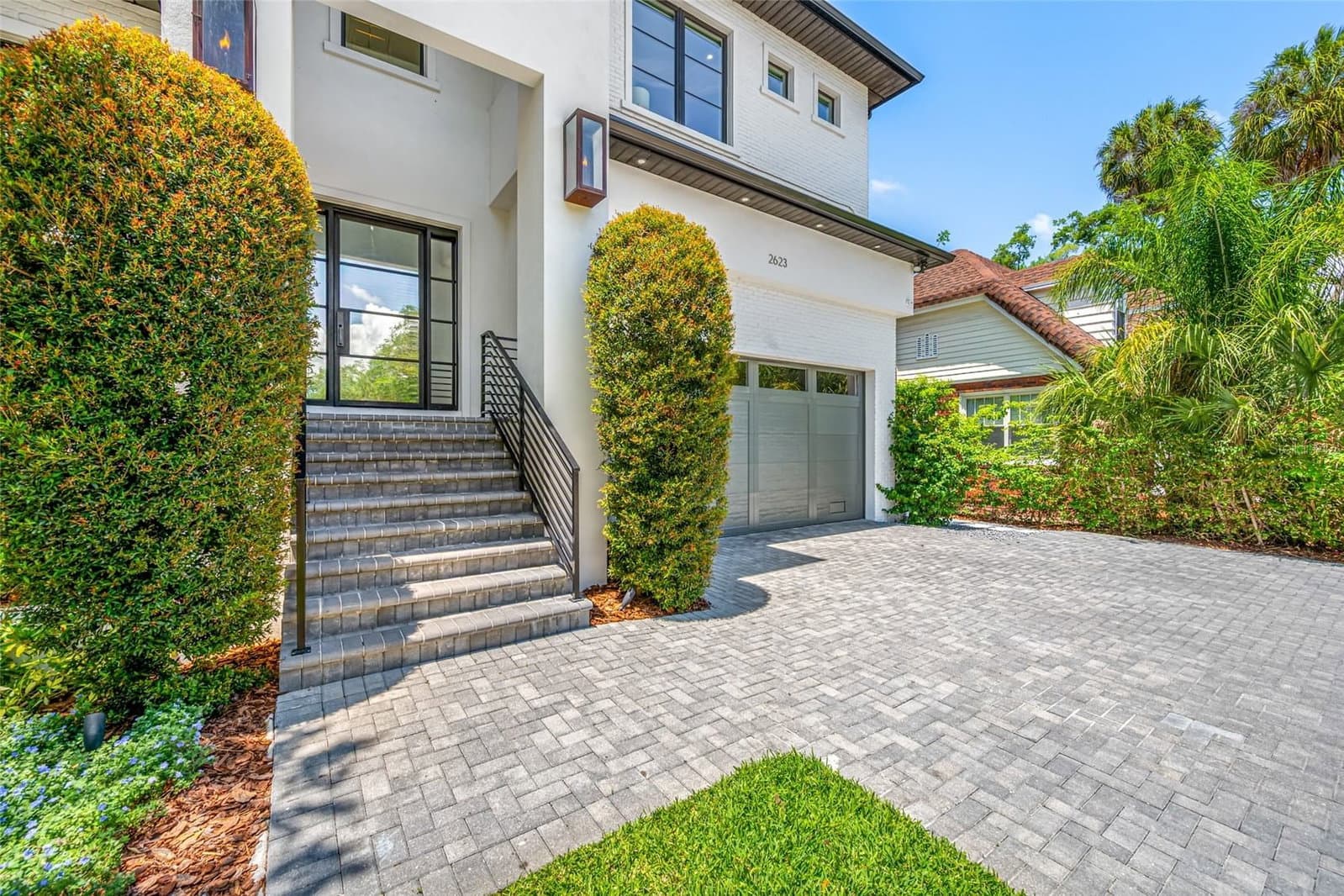 2623 PARKVIEW