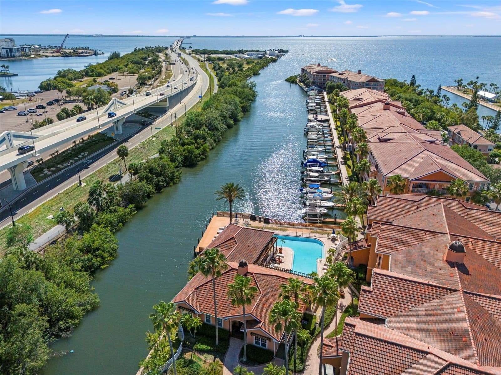 Photo 4 of 5000 CULBREATH KEY