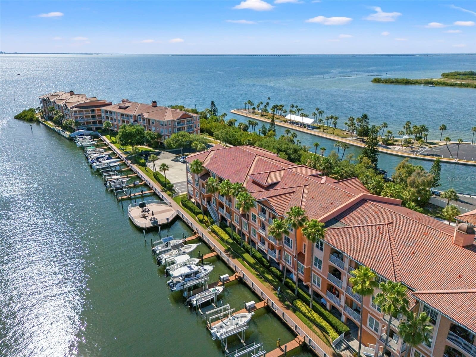 Photo 5 of 5000 CULBREATH KEY