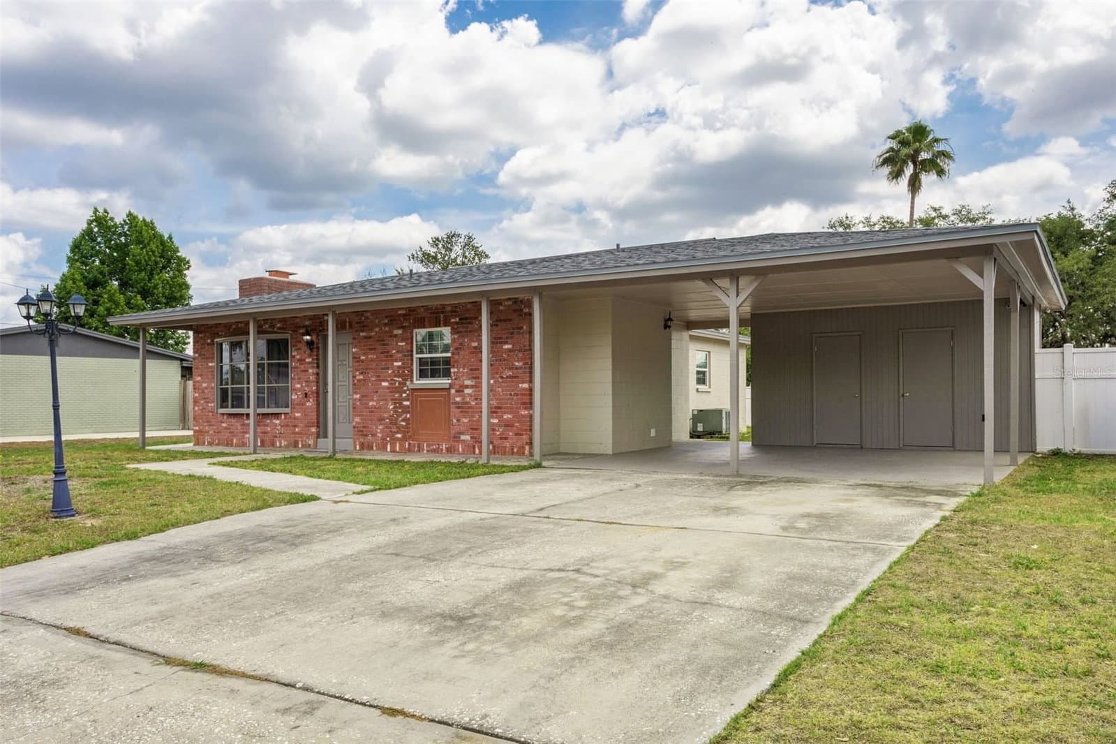 8303 TEMPLE PARK