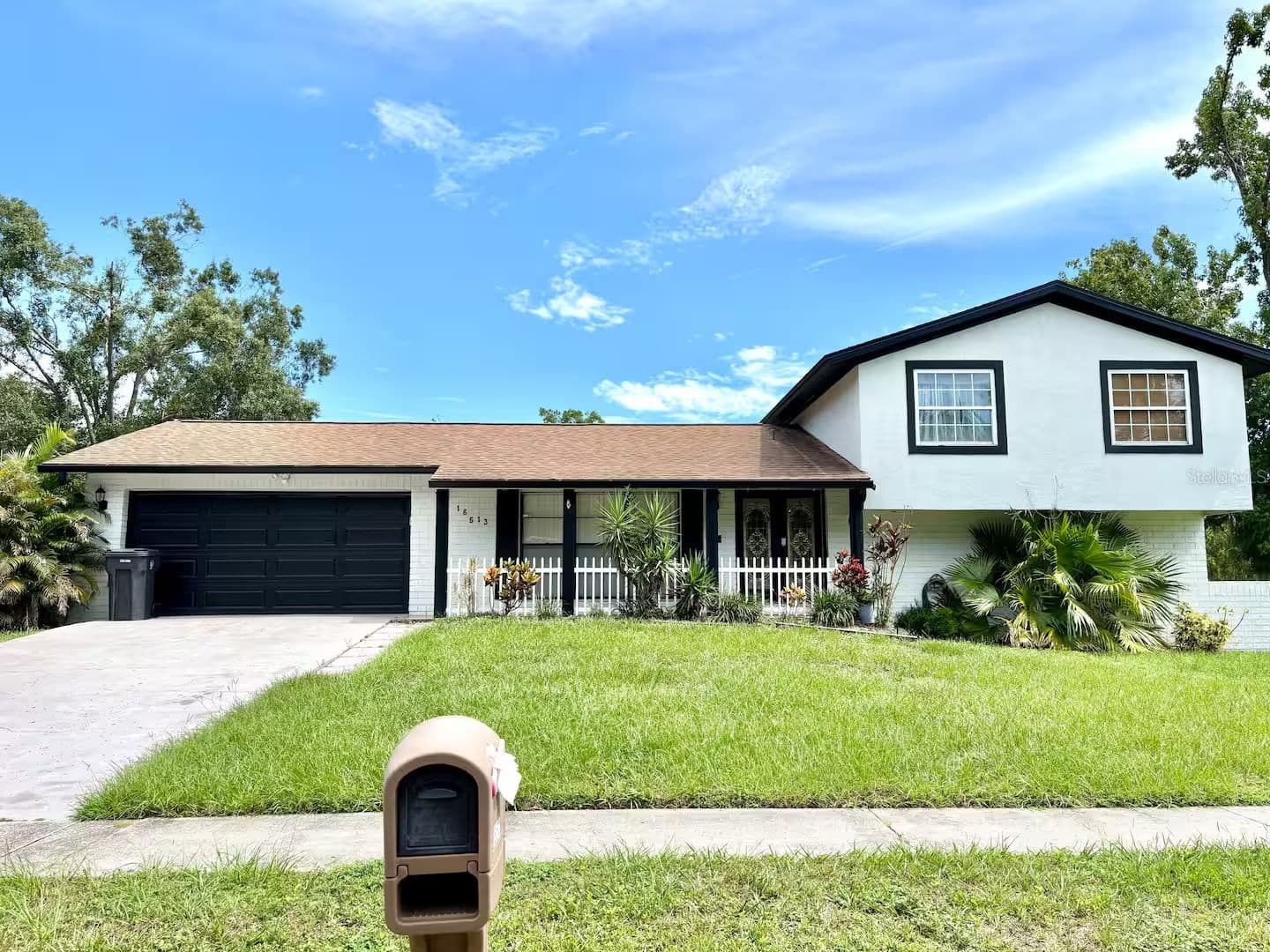 16513 SILVERHILL