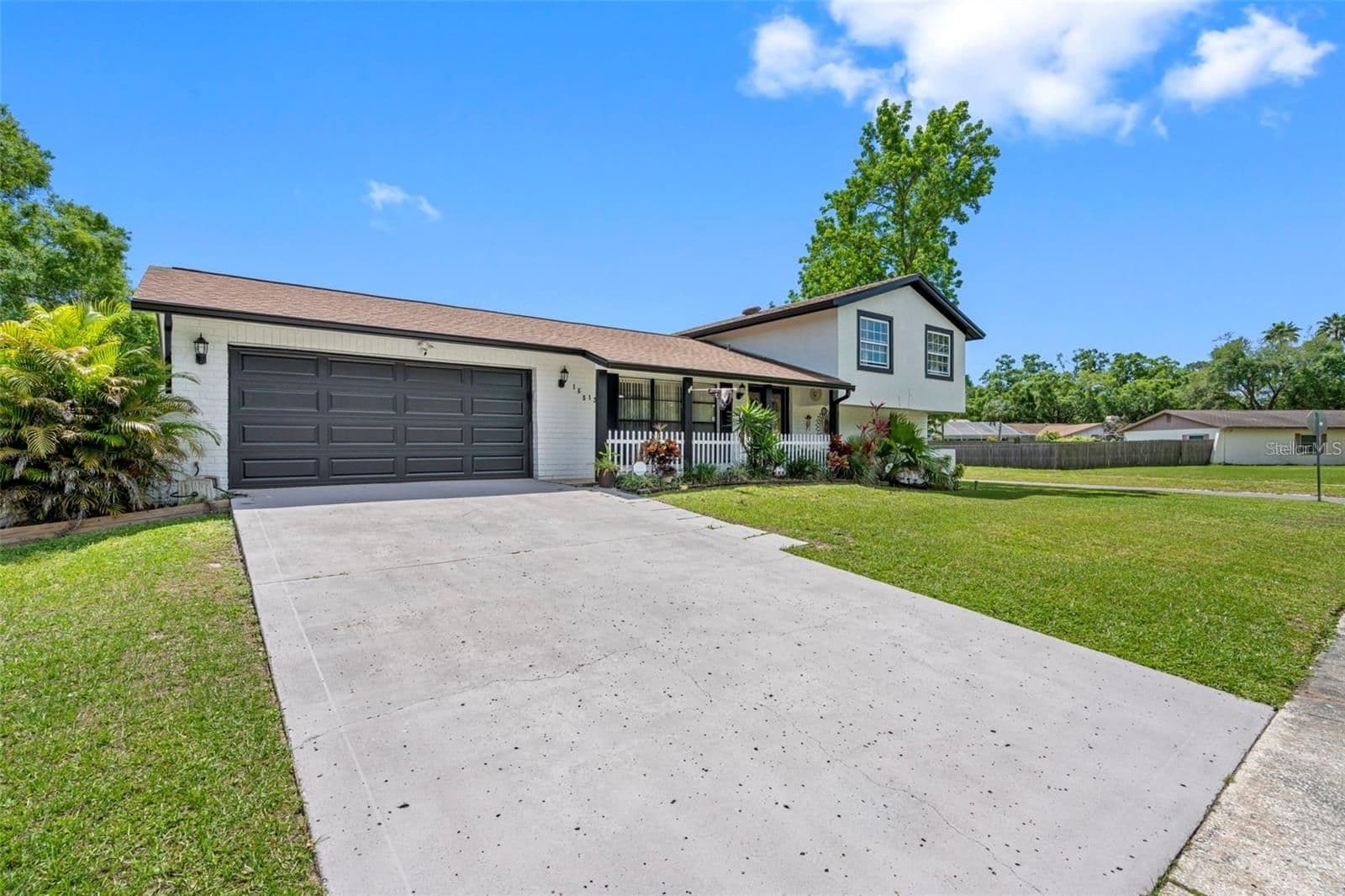 16513 SILVERHILL