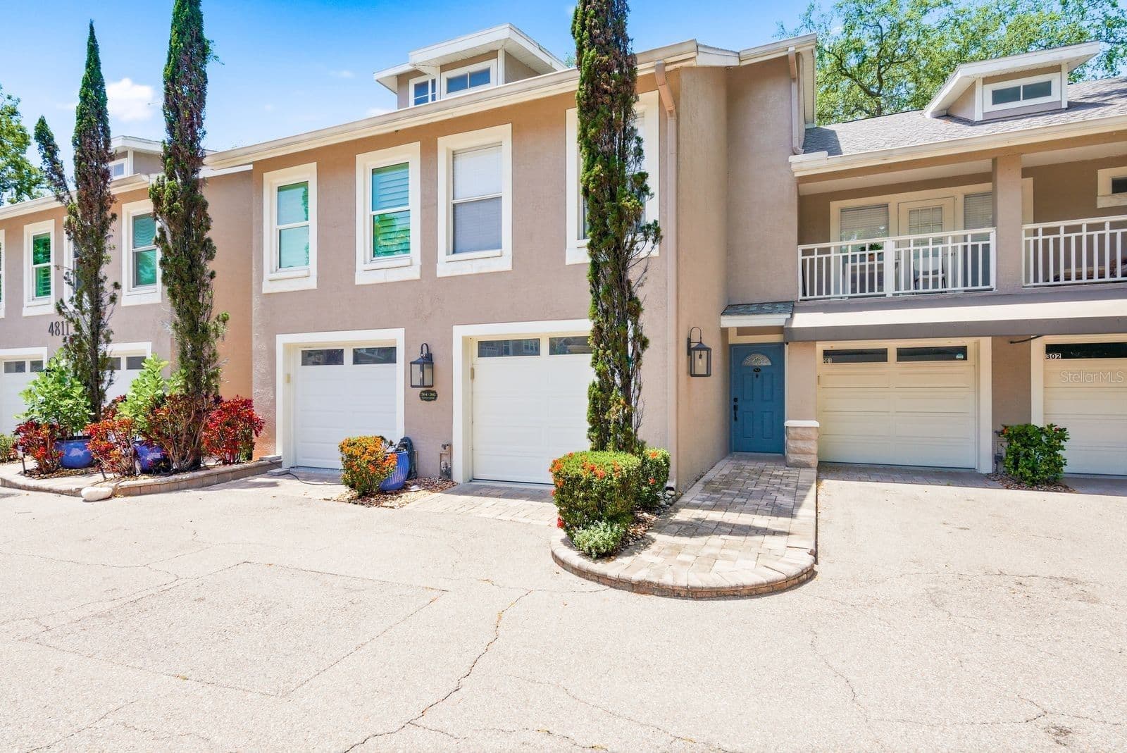 4811 BAYSHORE