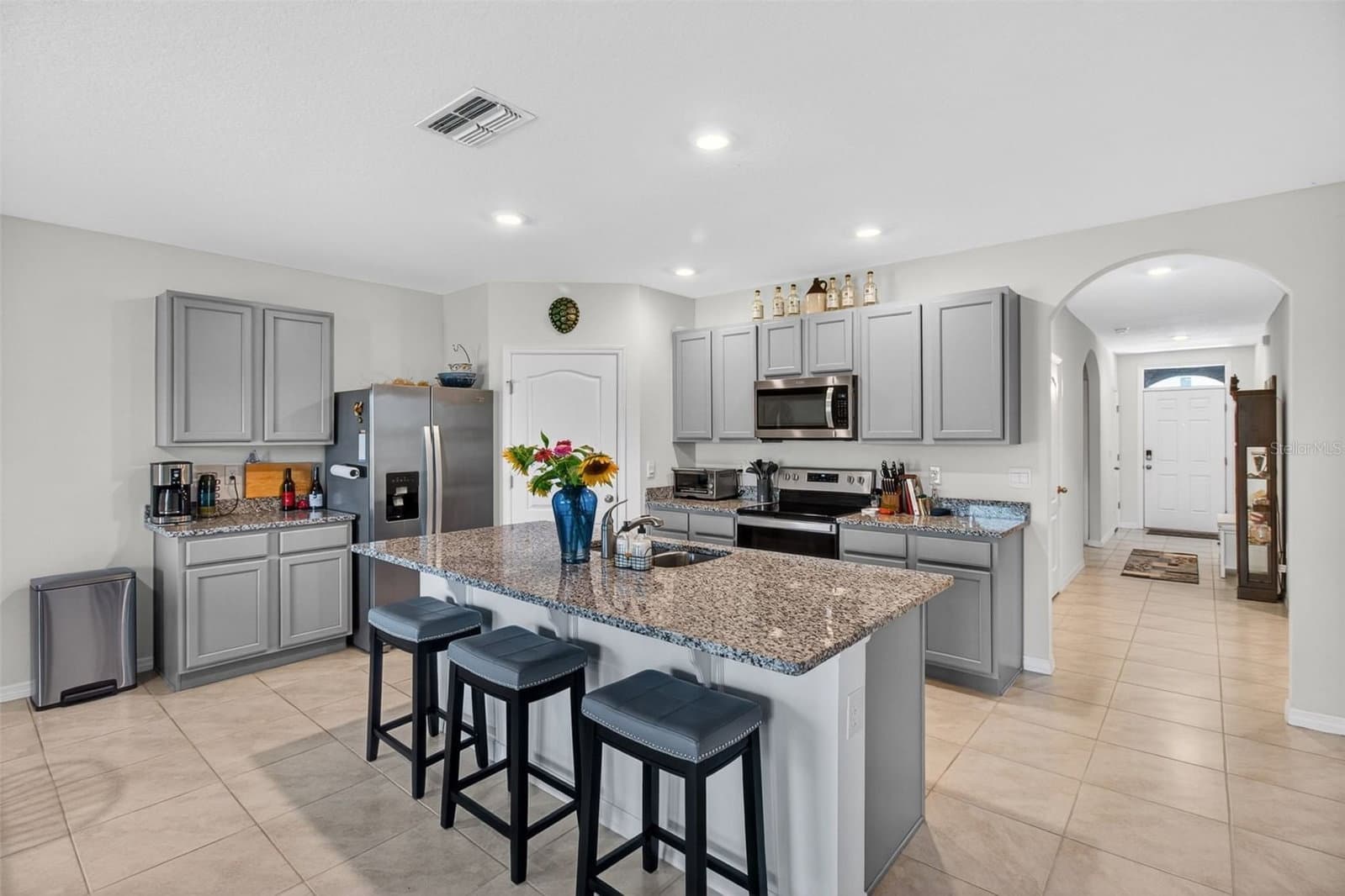 5946 SHINGLE CREEK
