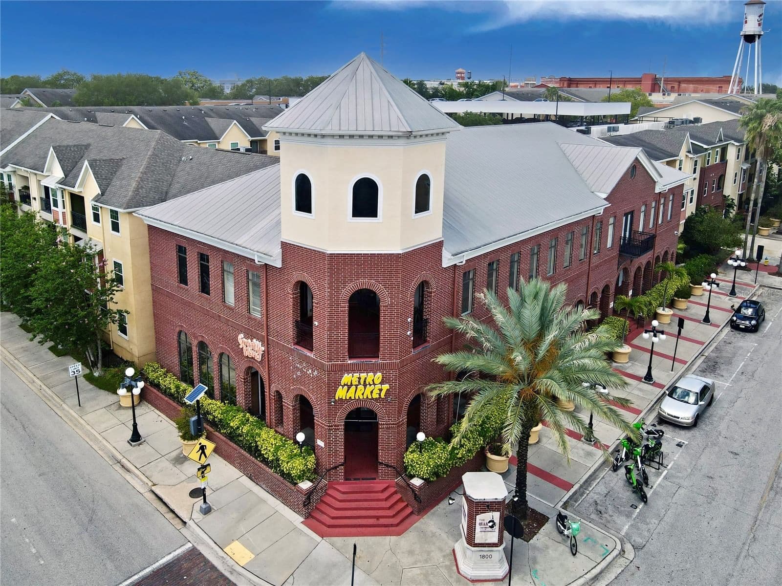 1810 PALM