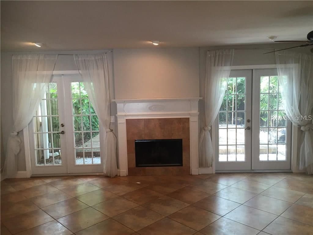 Photo 4 of 5300 BAYSHORE