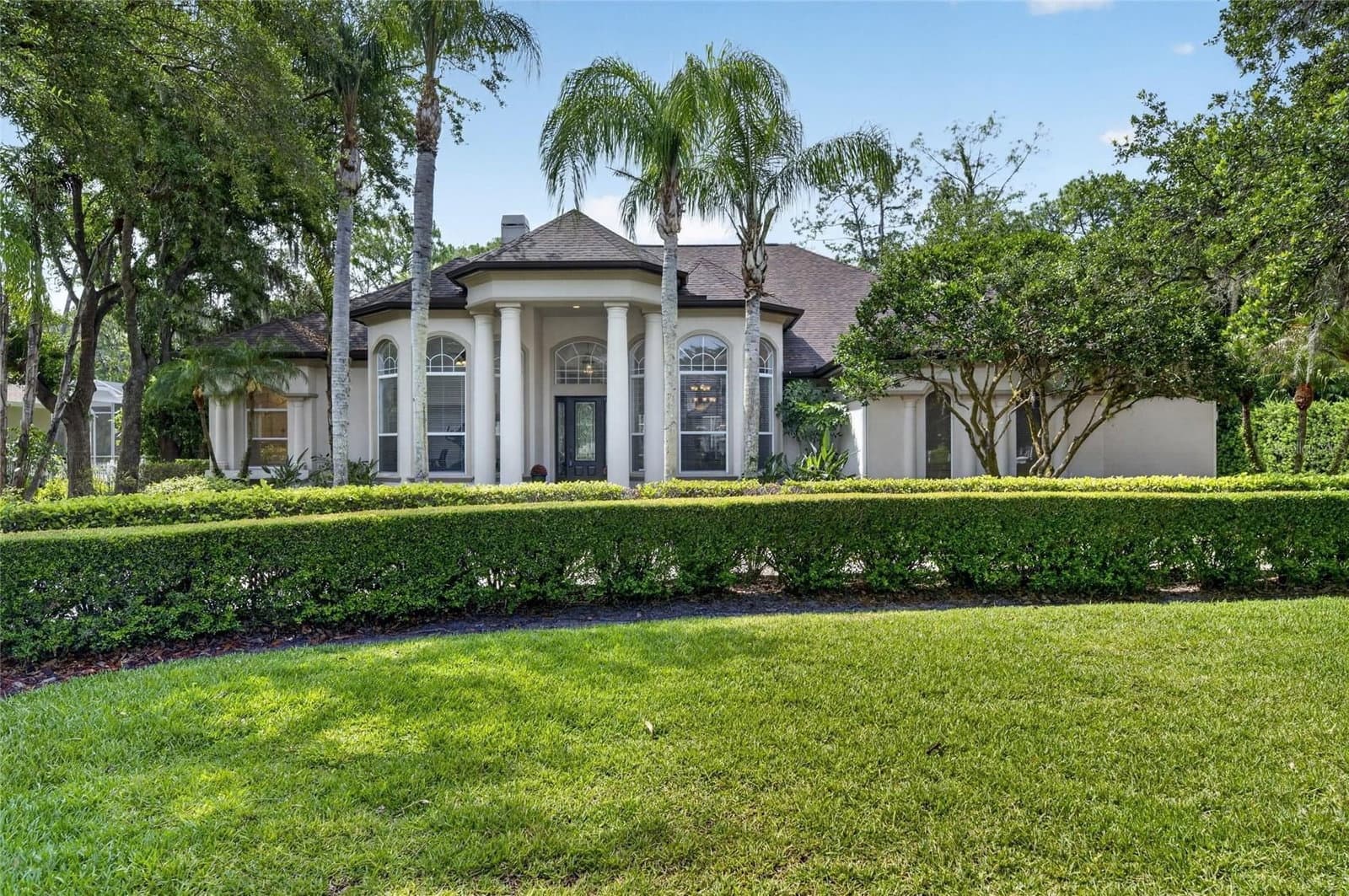 6353 MACLAURIN