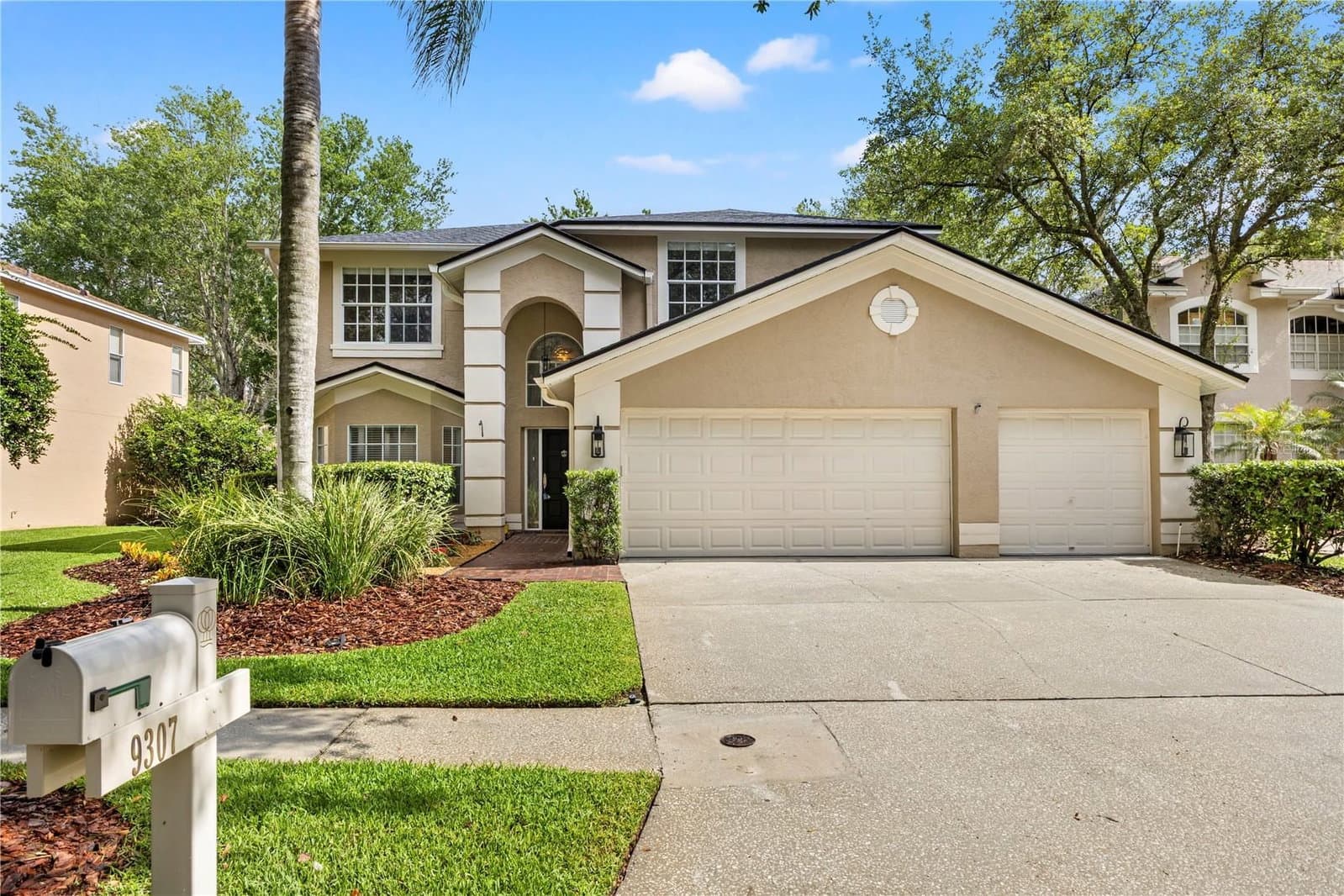 9307 POPLAR CREEK