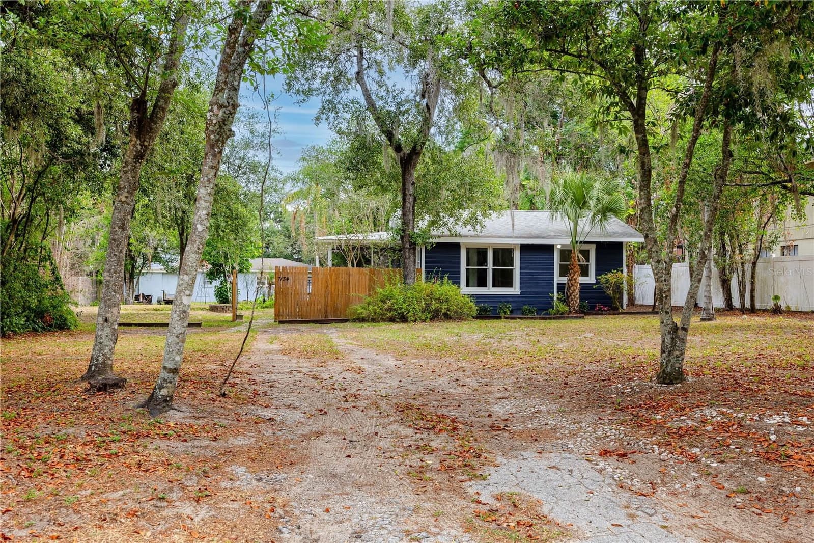 7134 LAUDER