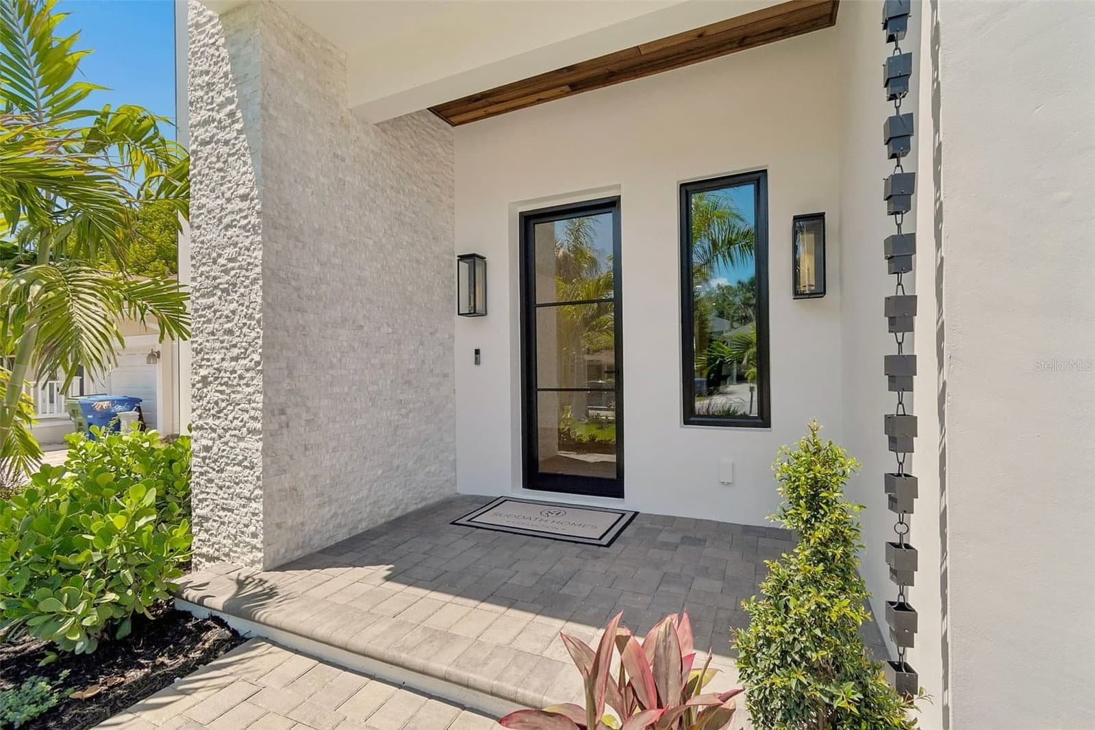 3605 KENSINGTON