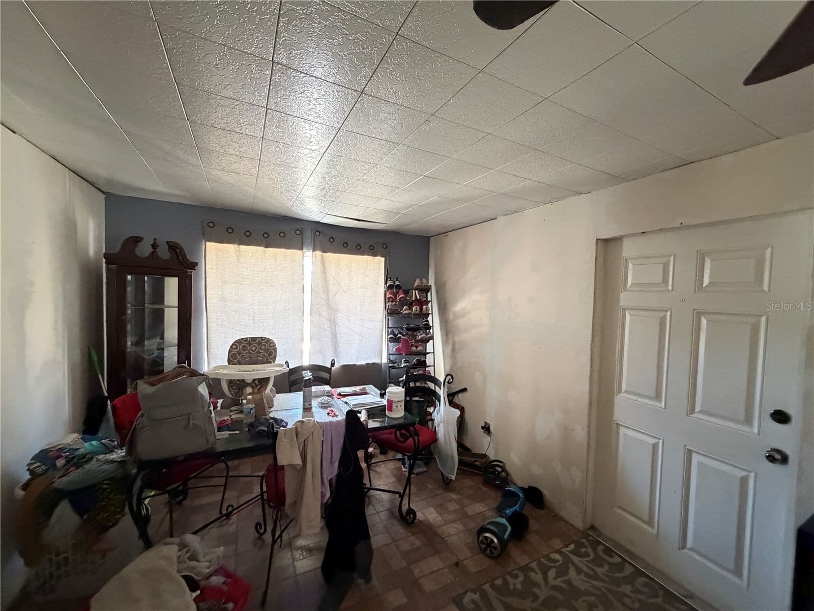 Photo 5 of 10904 ROSS ST