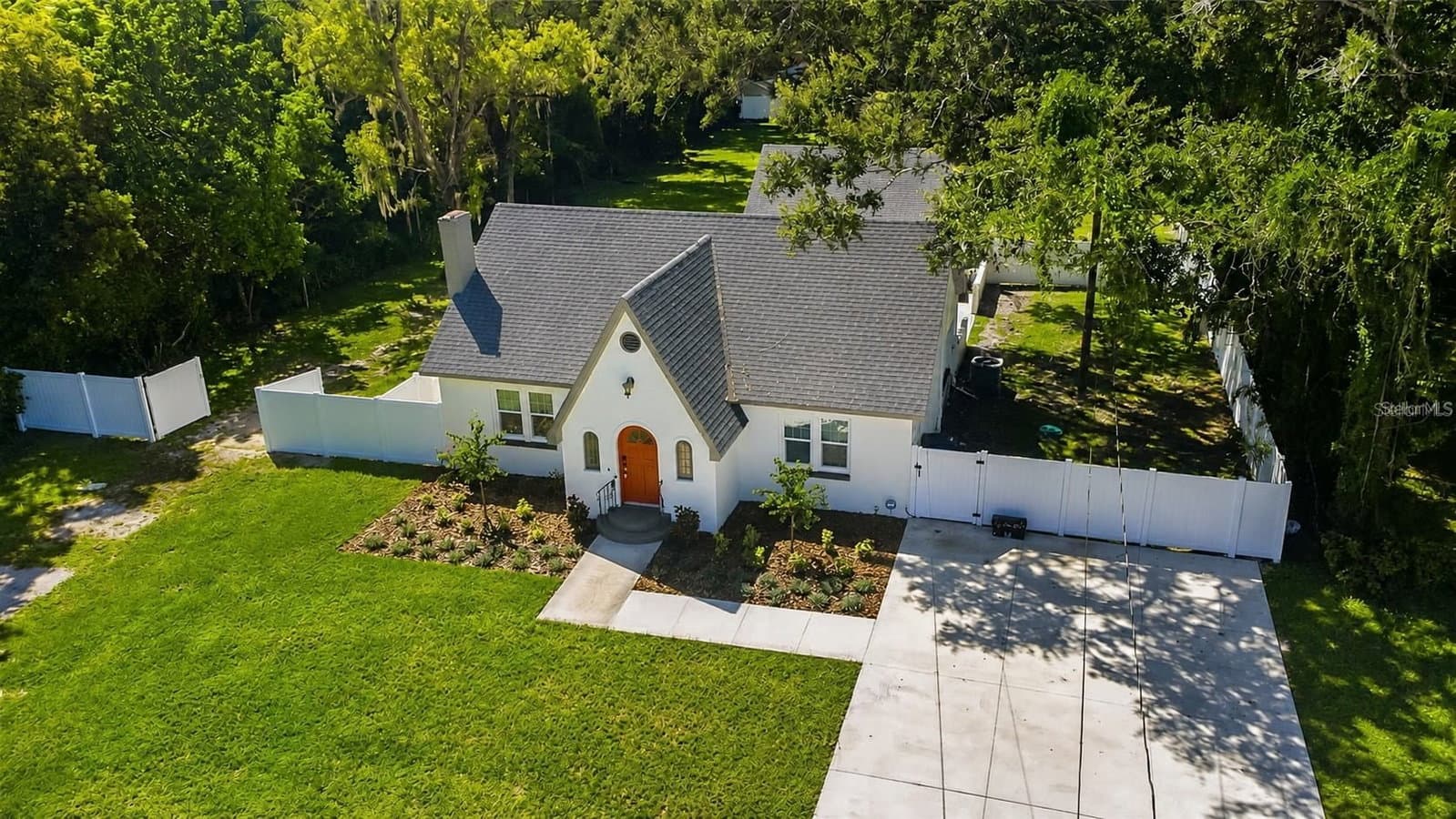 3104 LAMBRIGHT