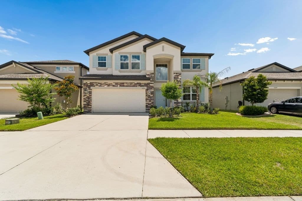 16011 SONOMA GROVE