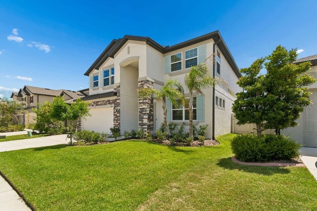 16011 SONOMA GROVE