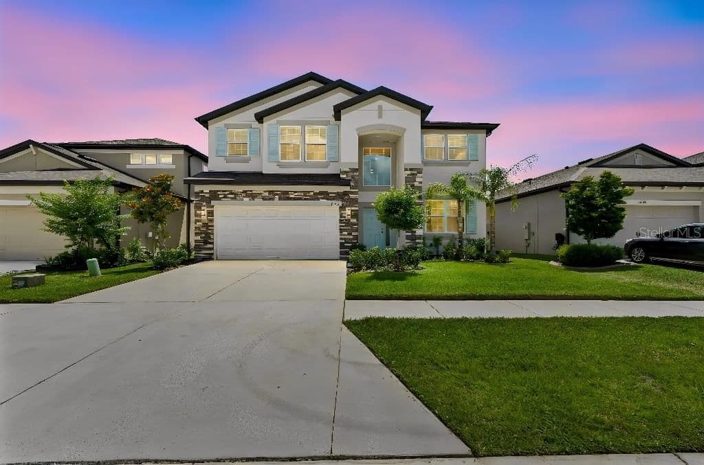 Photo 5 of 16011 SONOMA GROVE