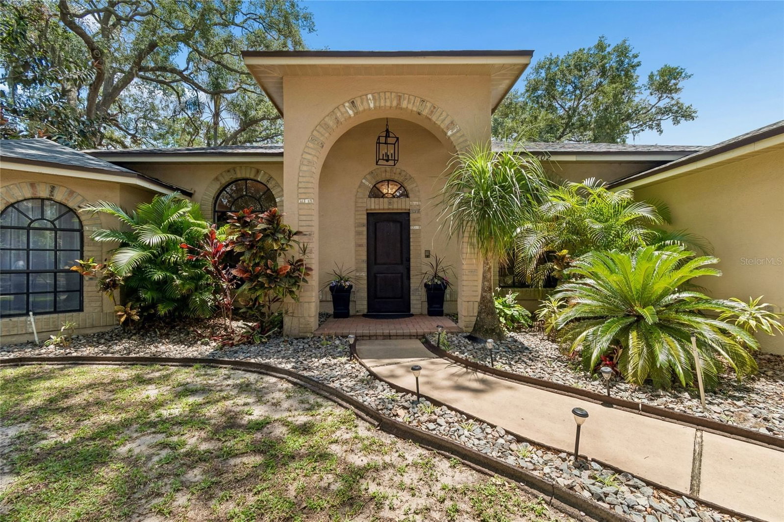 Photo 5 of 3602 ARLINGTON OAKS