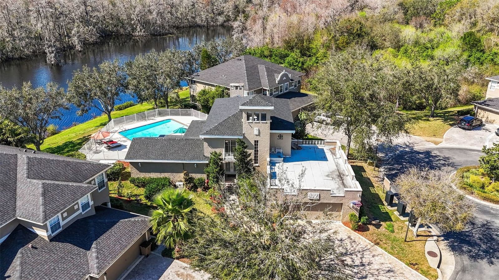 7425 TERRACE RIVER