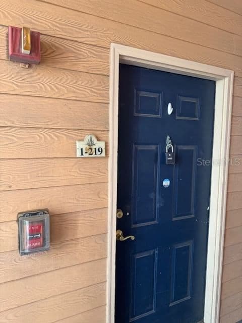 Photo 4 of 5000 CULBREATH KEY