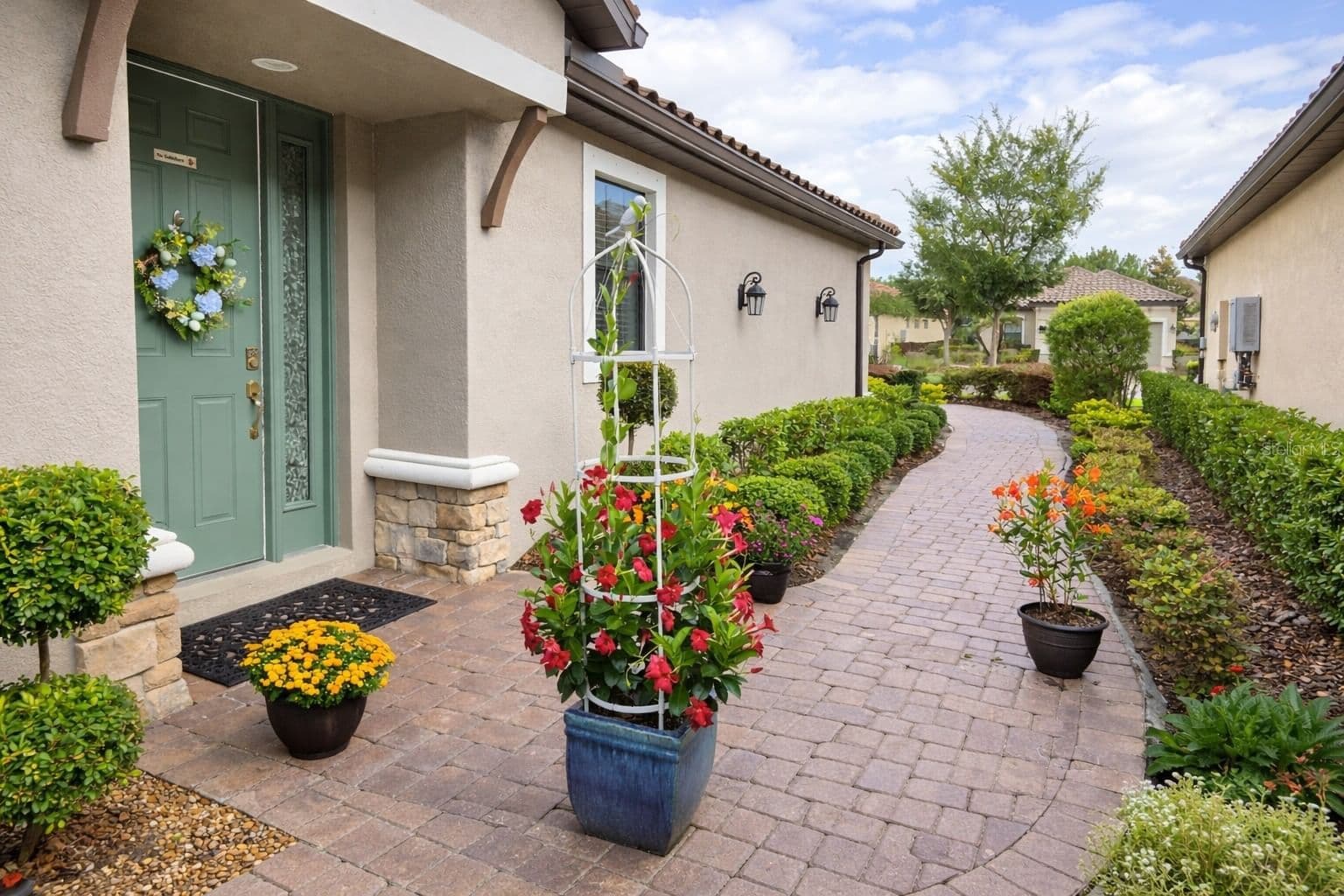 8412 ALBERATA VISTA