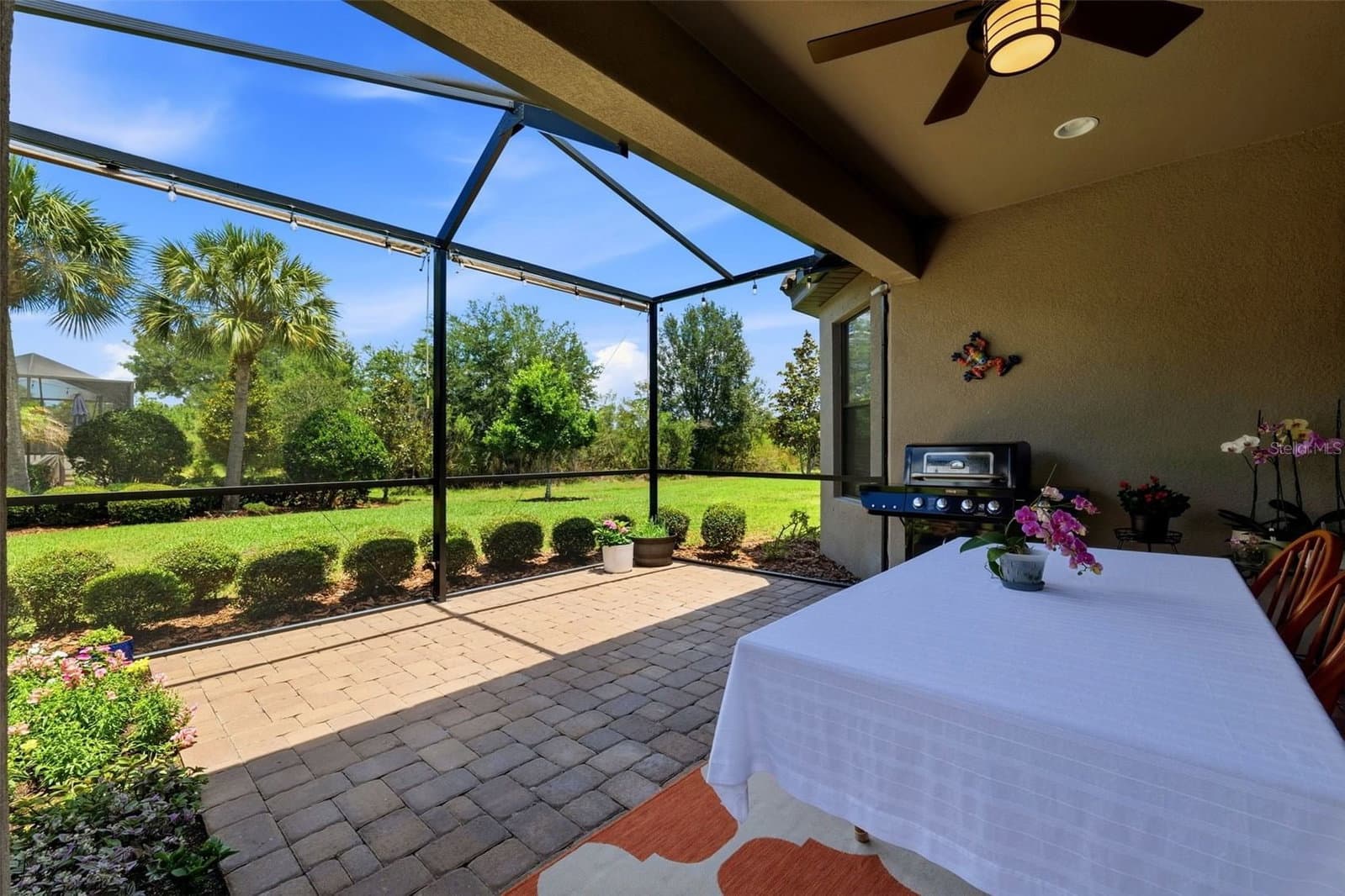8412 ALBERATA VISTA