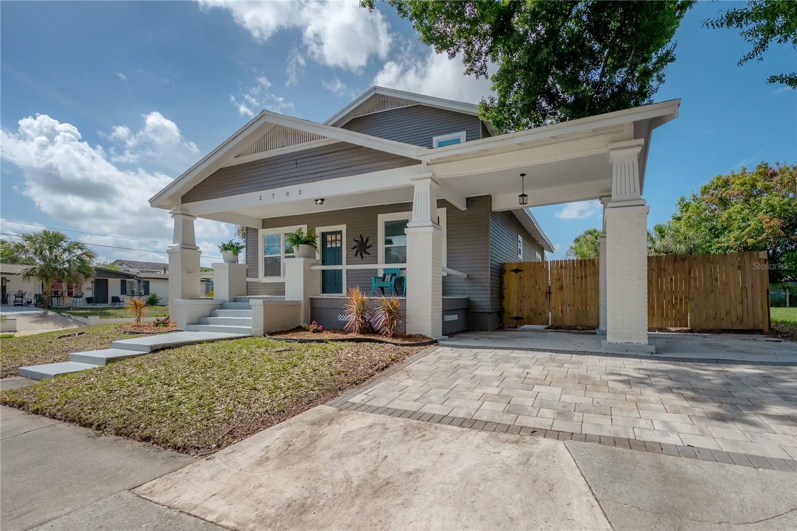 2702 PALMETTO