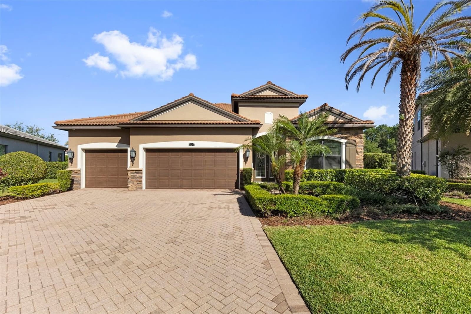 5134 LAKECASTLE