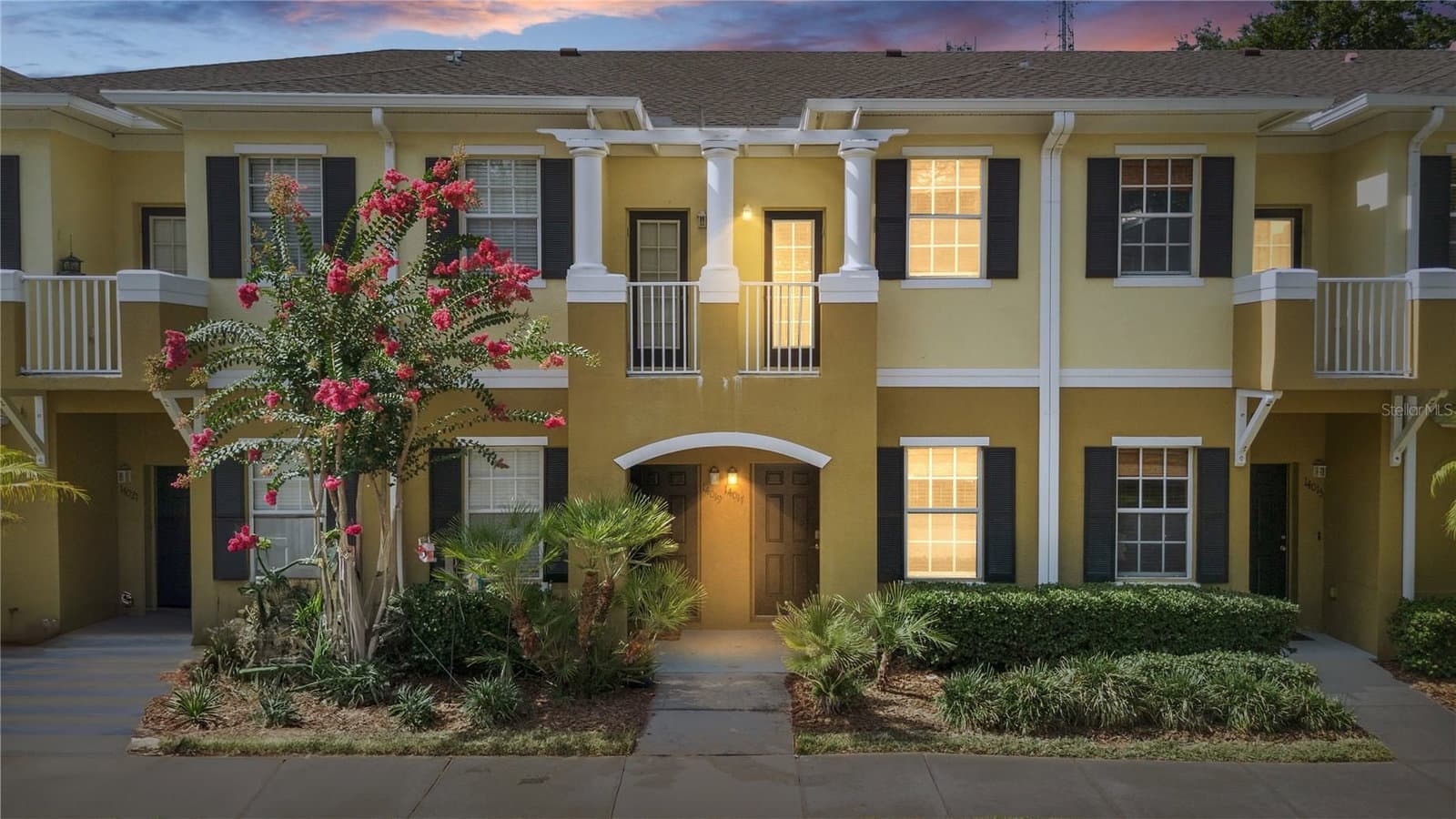 14017 CITRUS CREST