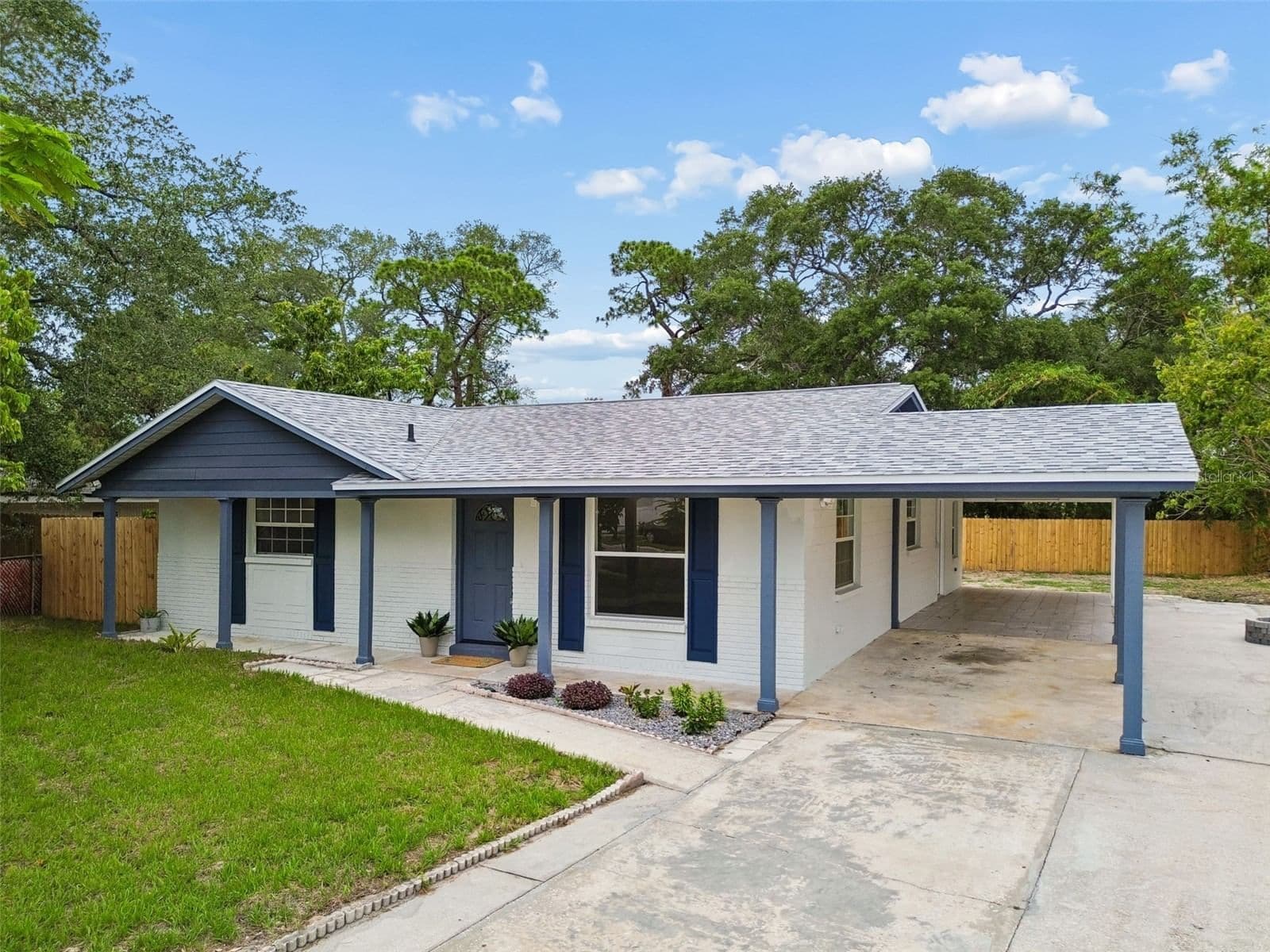 6532 WEST SHORE