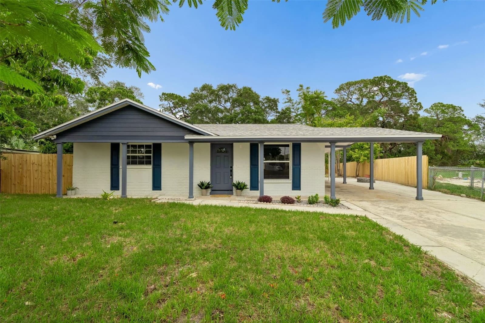 6532 WEST SHORE