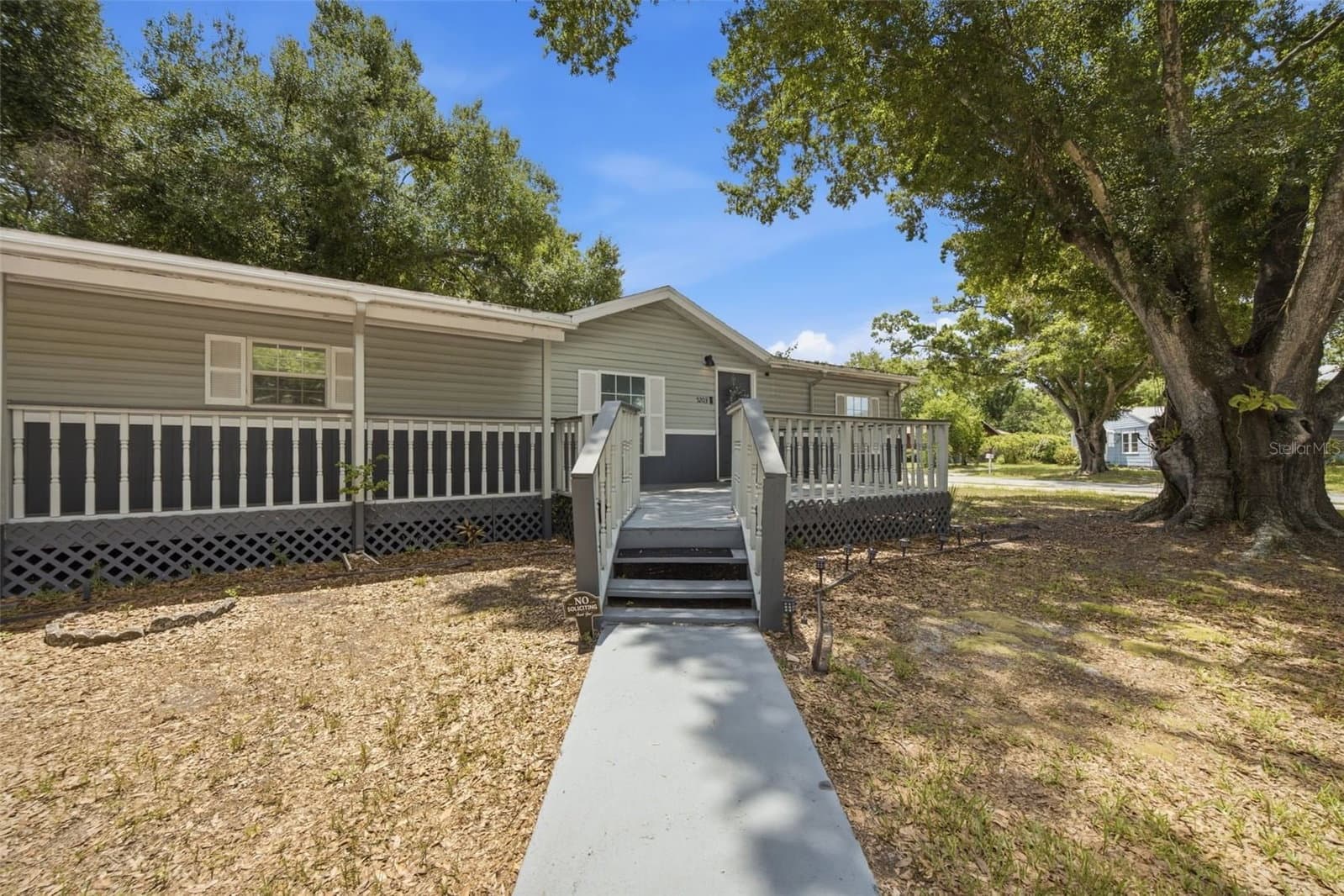 5203 MENDENHALL