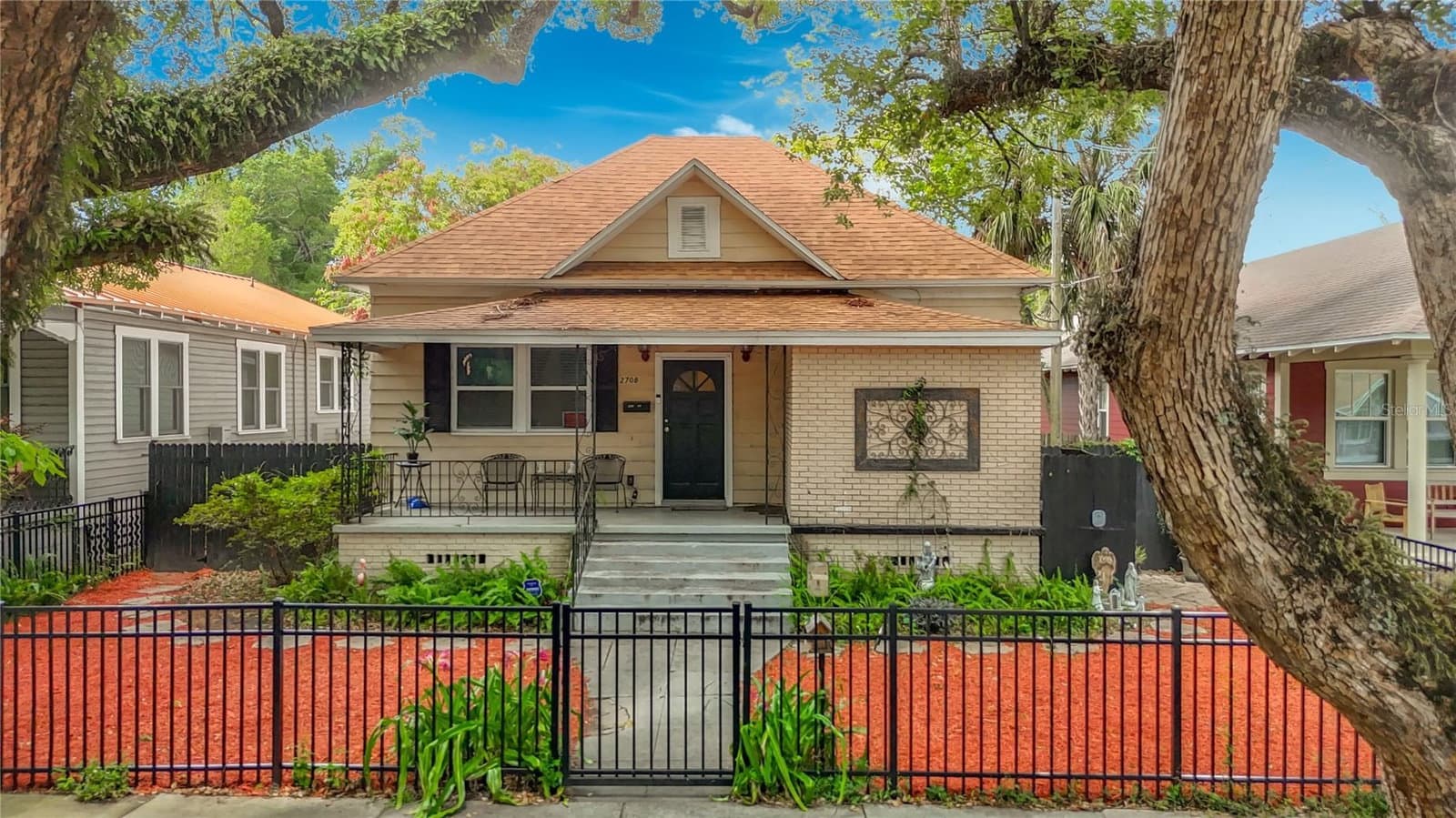 2708 JEFFERSON
